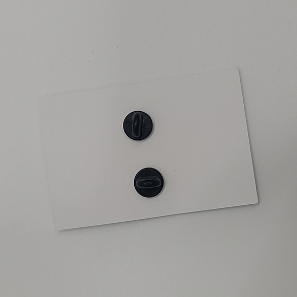 Nwt Butch & Sissy "ME TOO" pin - Picture 3 of 4